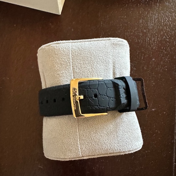 Michael Kors Watch main image 4